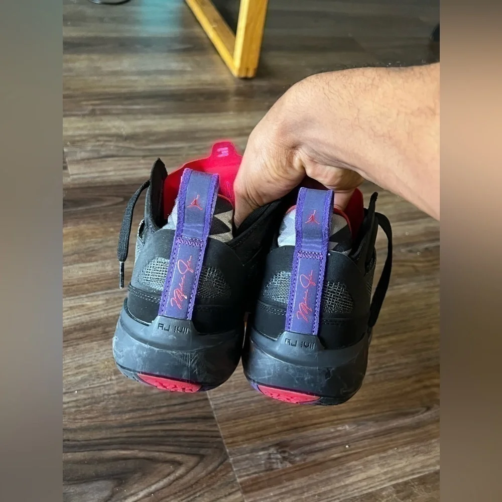 Jordan 37 PF Raptors size Y7